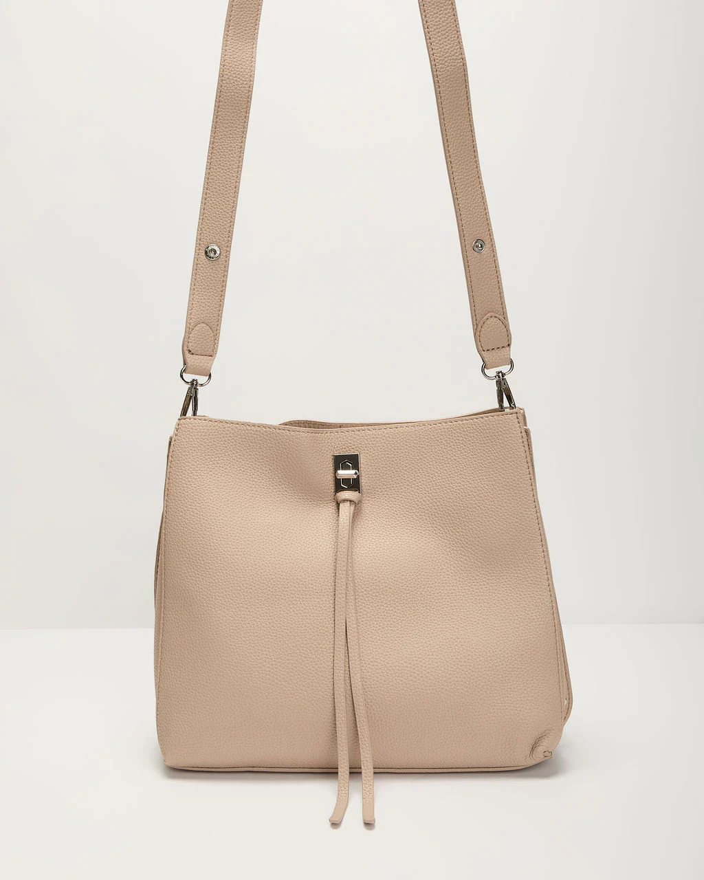37158-my-beau-leather-bucket-bag-1.webp