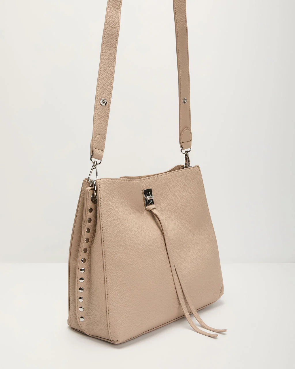 37158-my-beau-leather-bucket-bag-1.webp