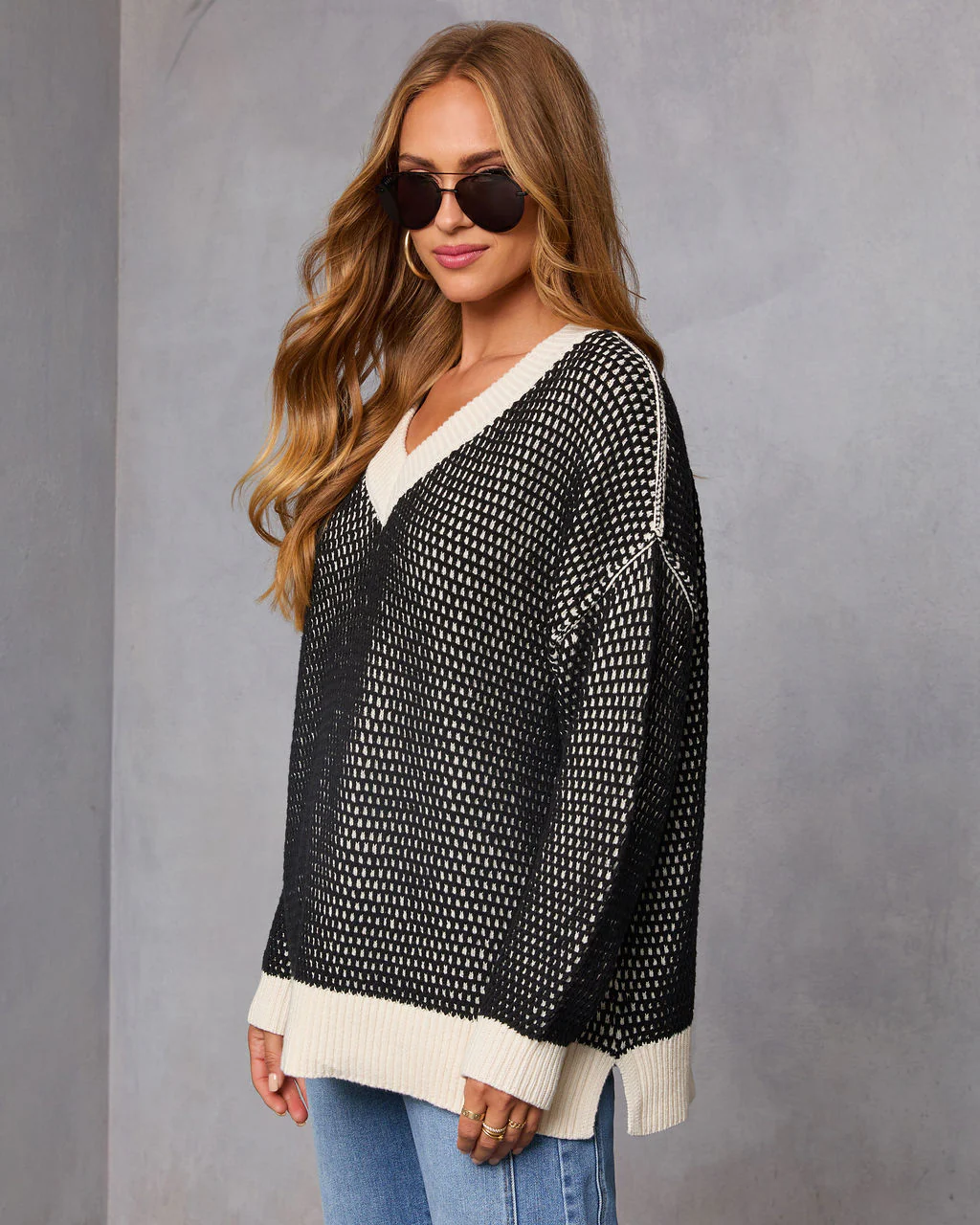 37705-lesiette-contrast-crochet-knit-sweater-1.webp