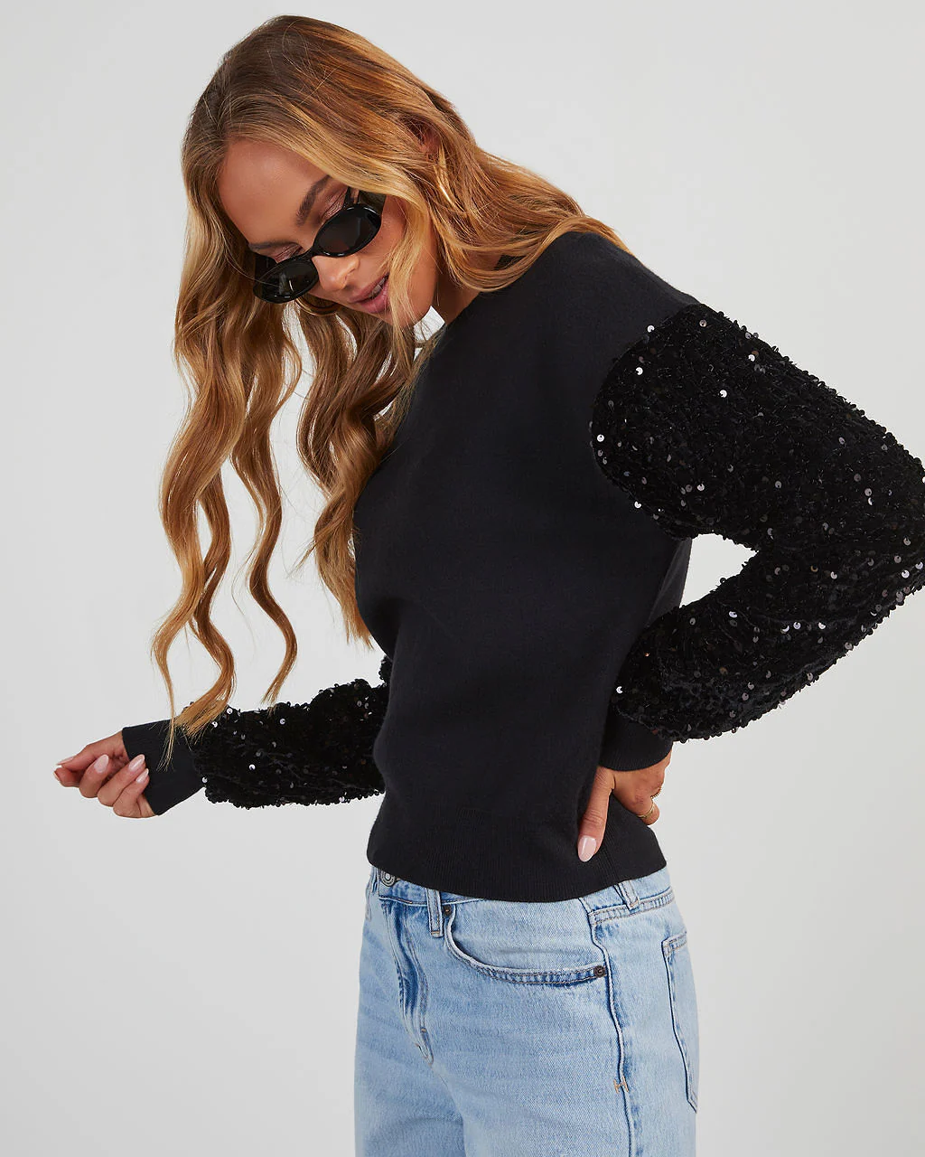 39017-yumi-contrast-sequin-knit-sweater-1.webp