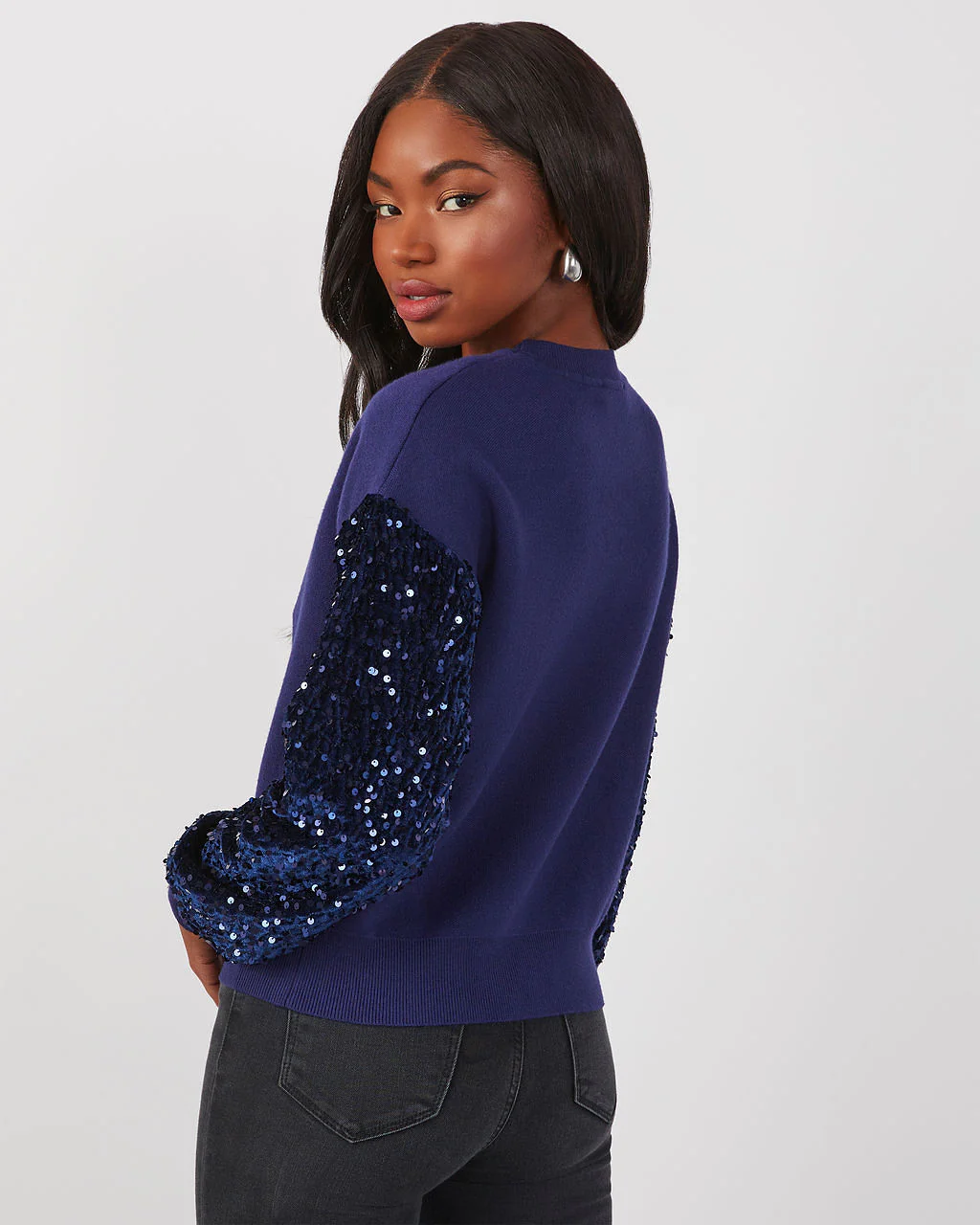 39017-yumi-contrast-sequin-knit-sweater-1.webp
