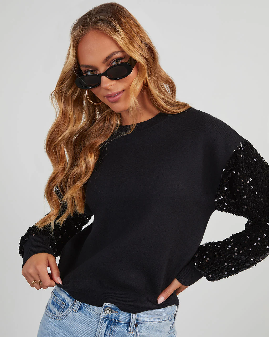 39017-yumi-contrast-sequin-knit-sweater-1.webp