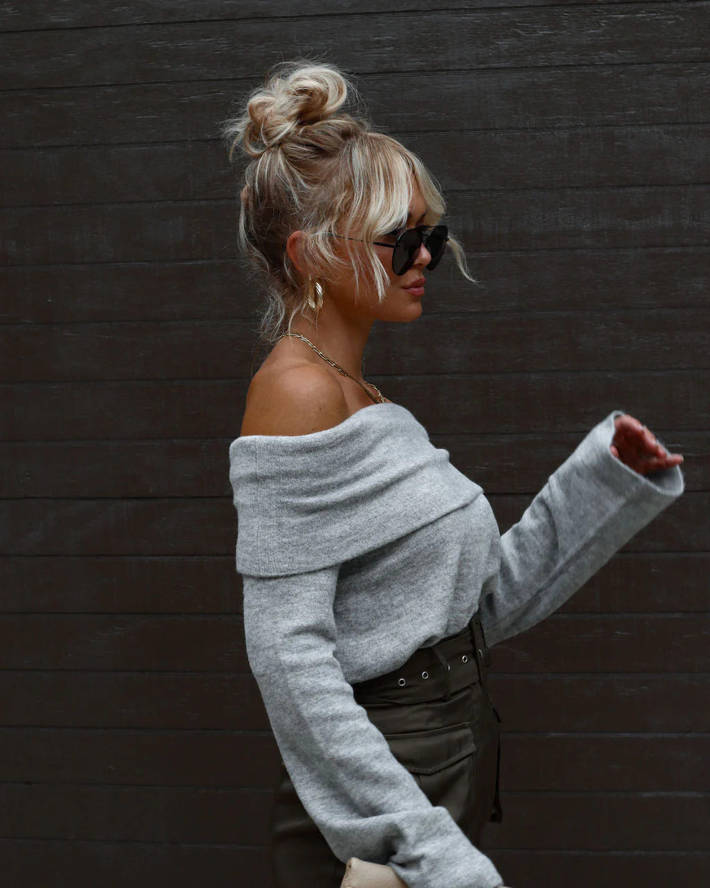 39170-dreamworld-off-the-shoulder-pullover-sweater-1.webp