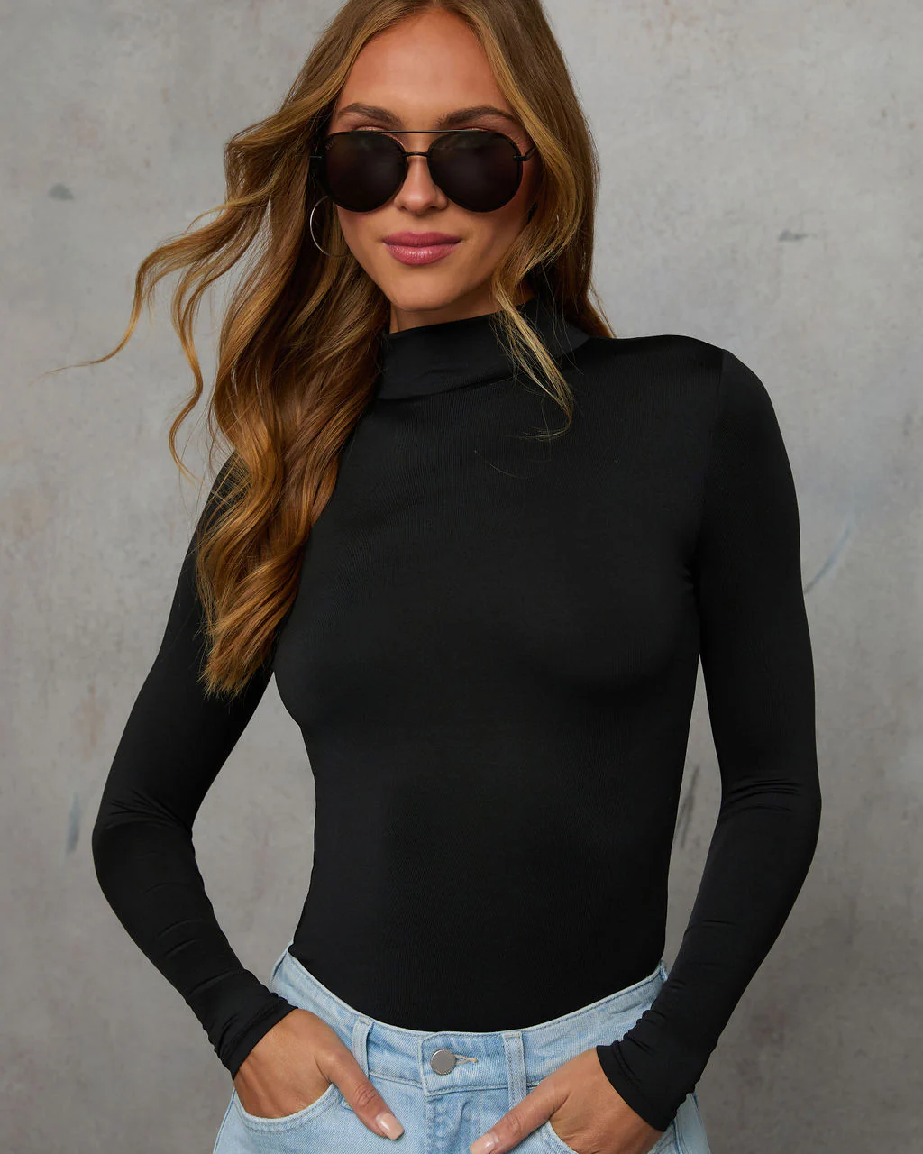 40494-wynie-mockneck-top-1.webp