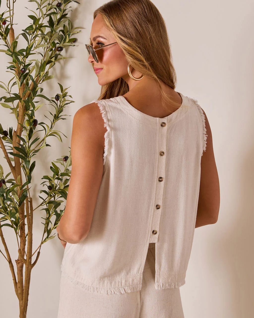 41065-grecian-glow-frayed-linen-top-1.webp