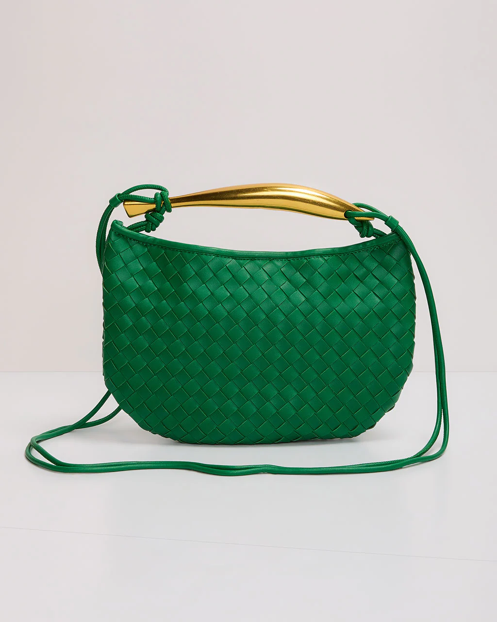 41891-brunch-date-woven-crossbody-bag-1.webp