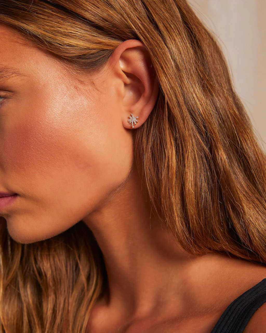 Pretty Palm Studs