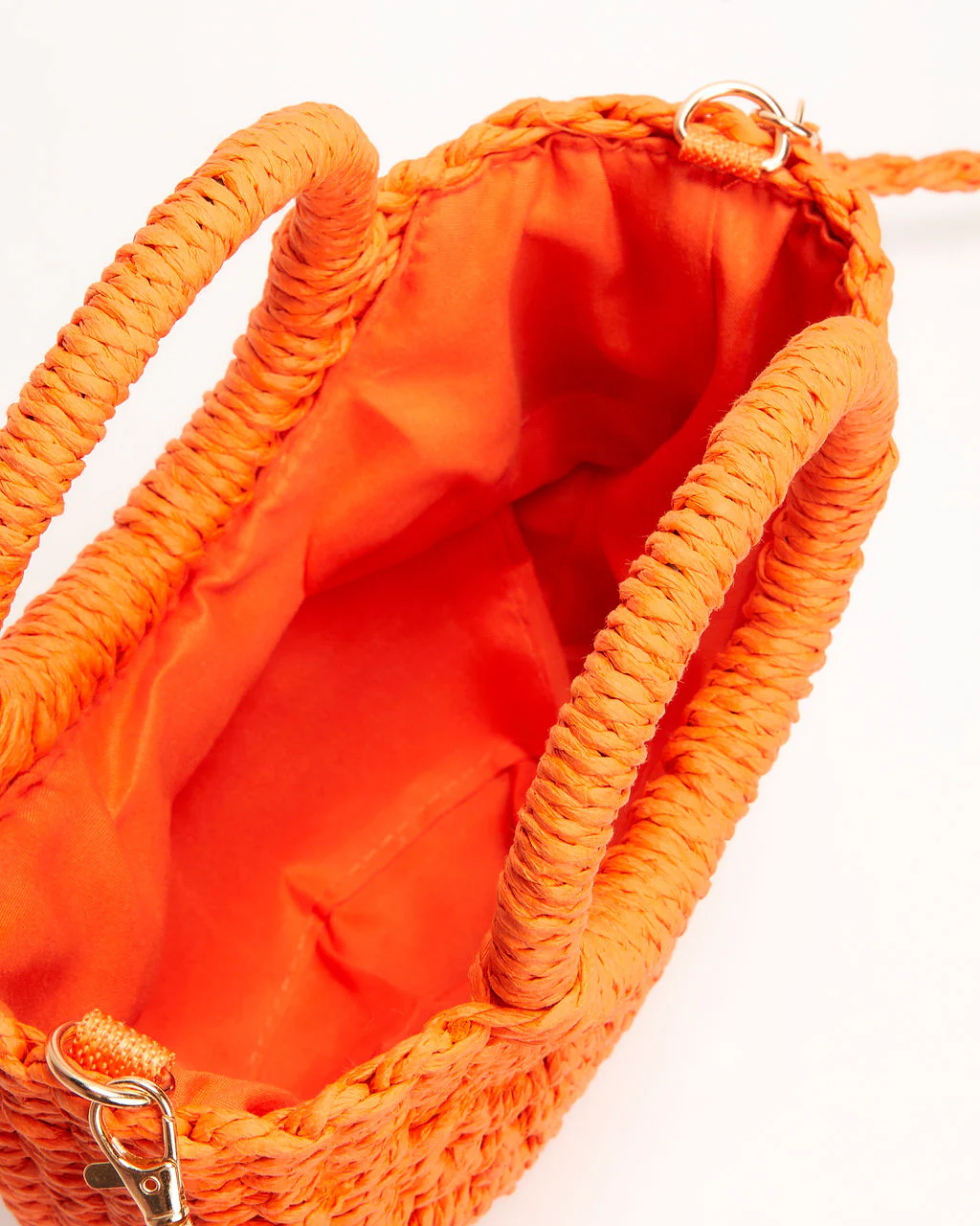 41915-valencia-small-rounded-straw-tote-1.webp