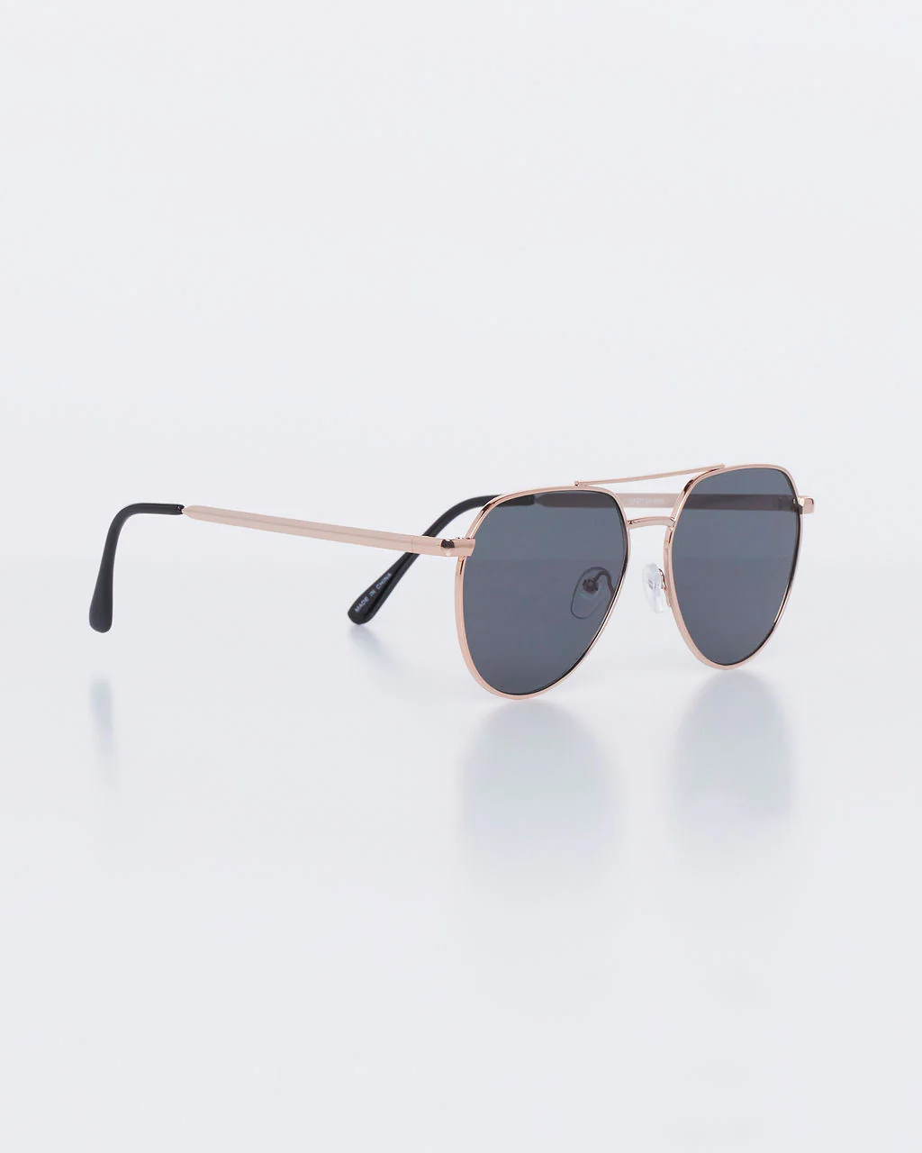 41997-cruising-aviator-sunglasses-1.webp