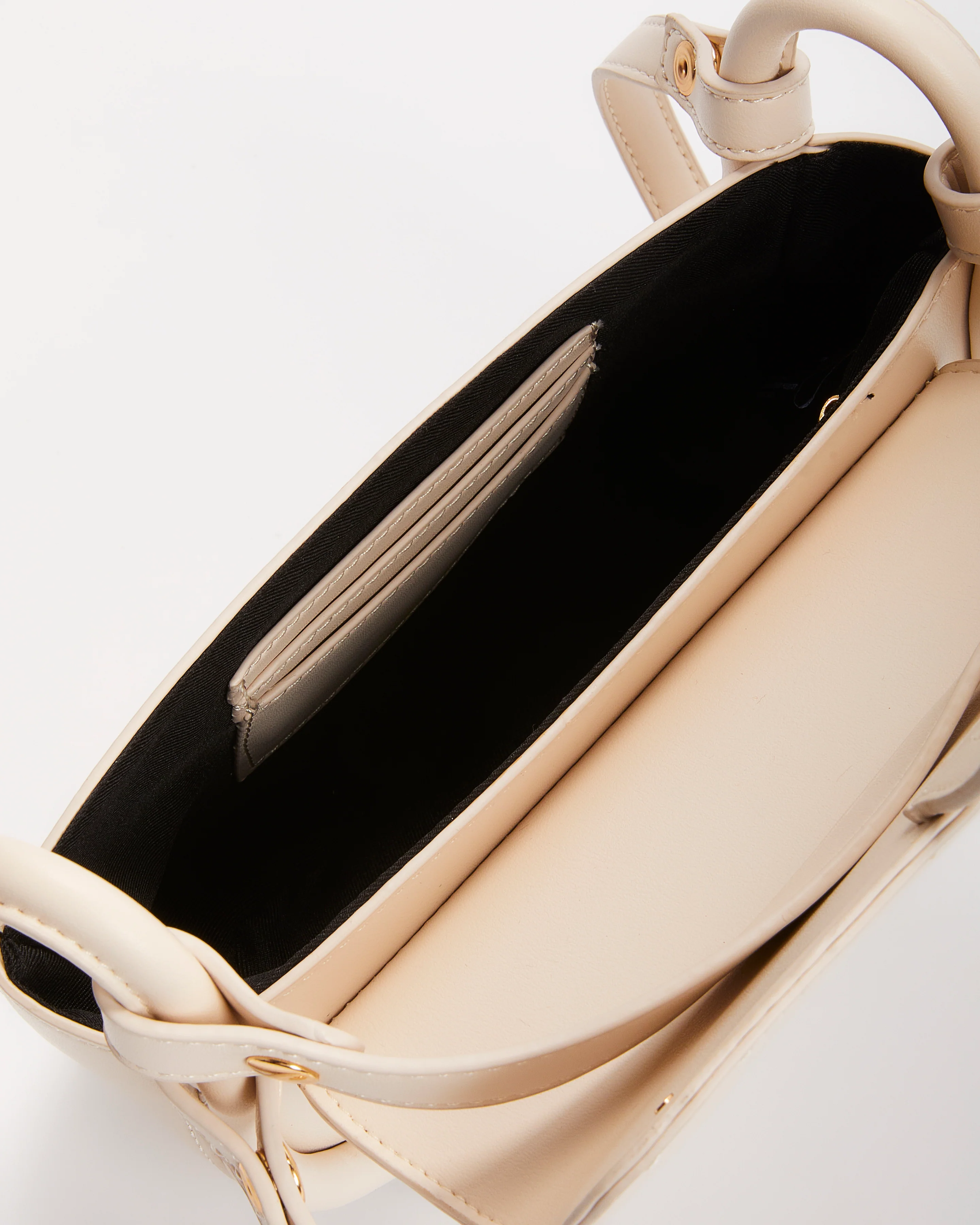 42607-destiny-saddle-bag-1.webp