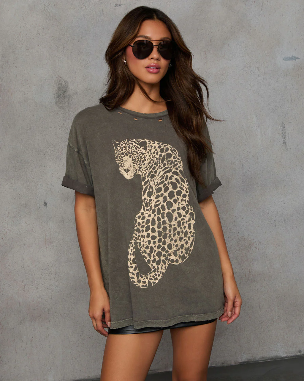 43431-spirit-animal-short-sleeve-graphic-top-1.webp