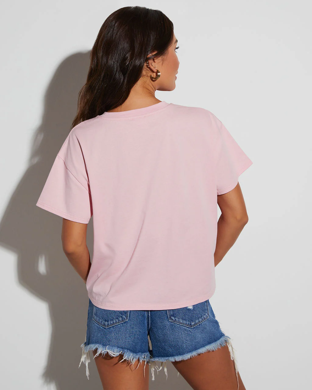 43517-overland-cotton-graphic-tee-1.webp