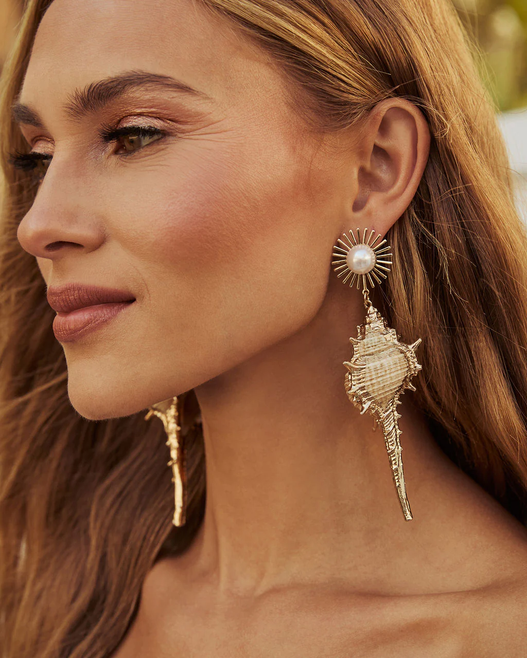 43897-lost-at-sea-shell-drop-earrings-1.webp