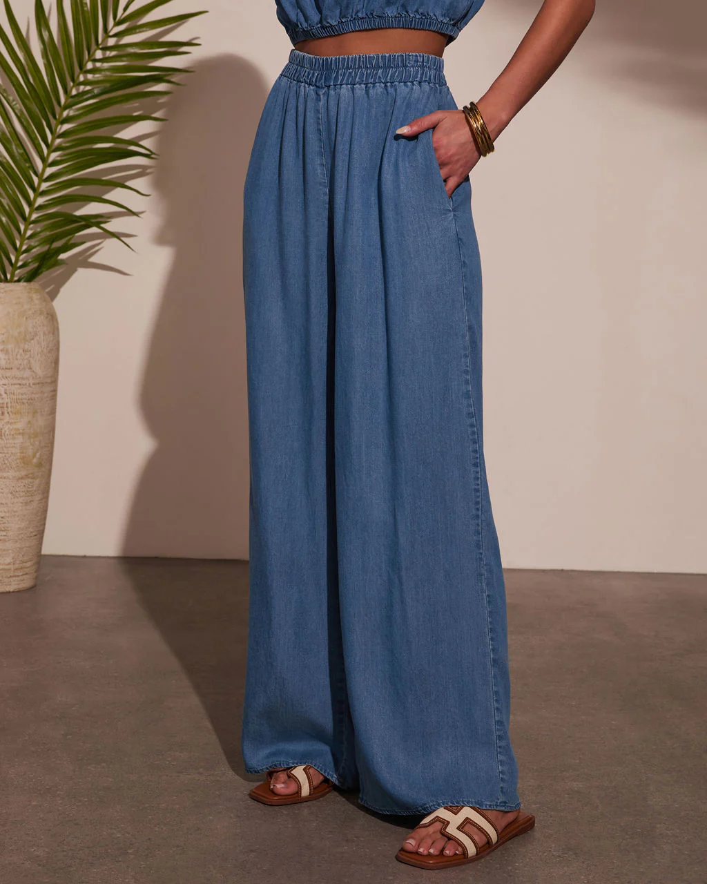 5866-santie-pleated-denim-pants-1.webp