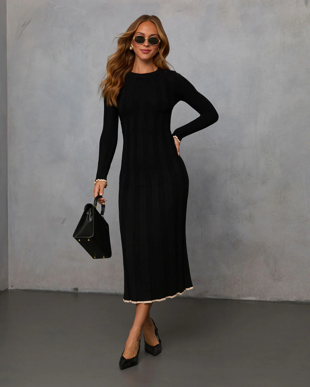 6664-maizie-contrast-trim-ribbed-knit-maxi-dress-1.webp