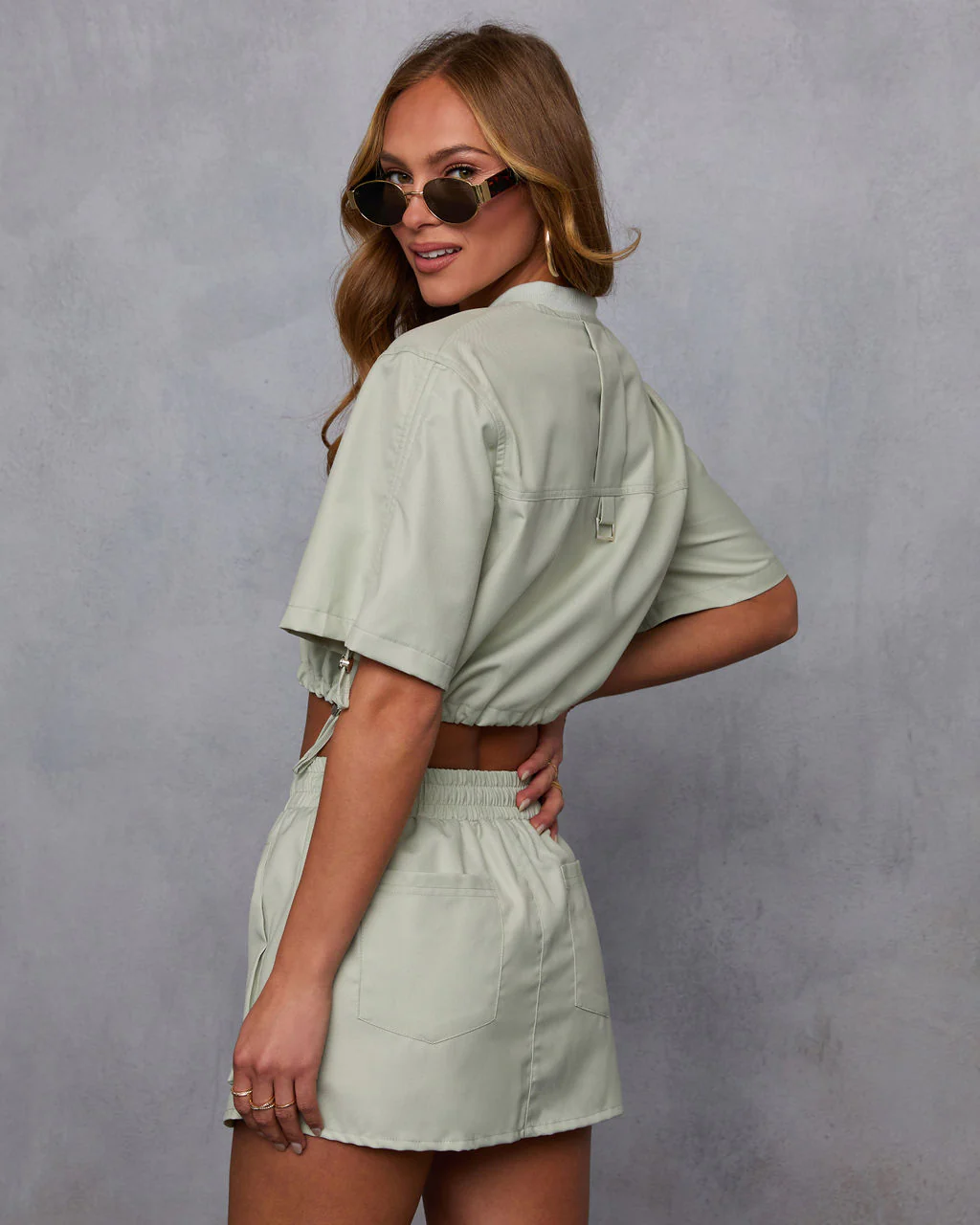 704-minimal-muse-cargo-pull-cord-jacket-1.webp