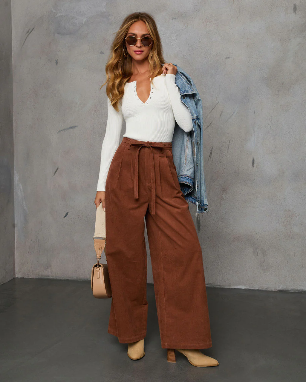 7864-away-with-me-quarter-button-down-top-1.webp