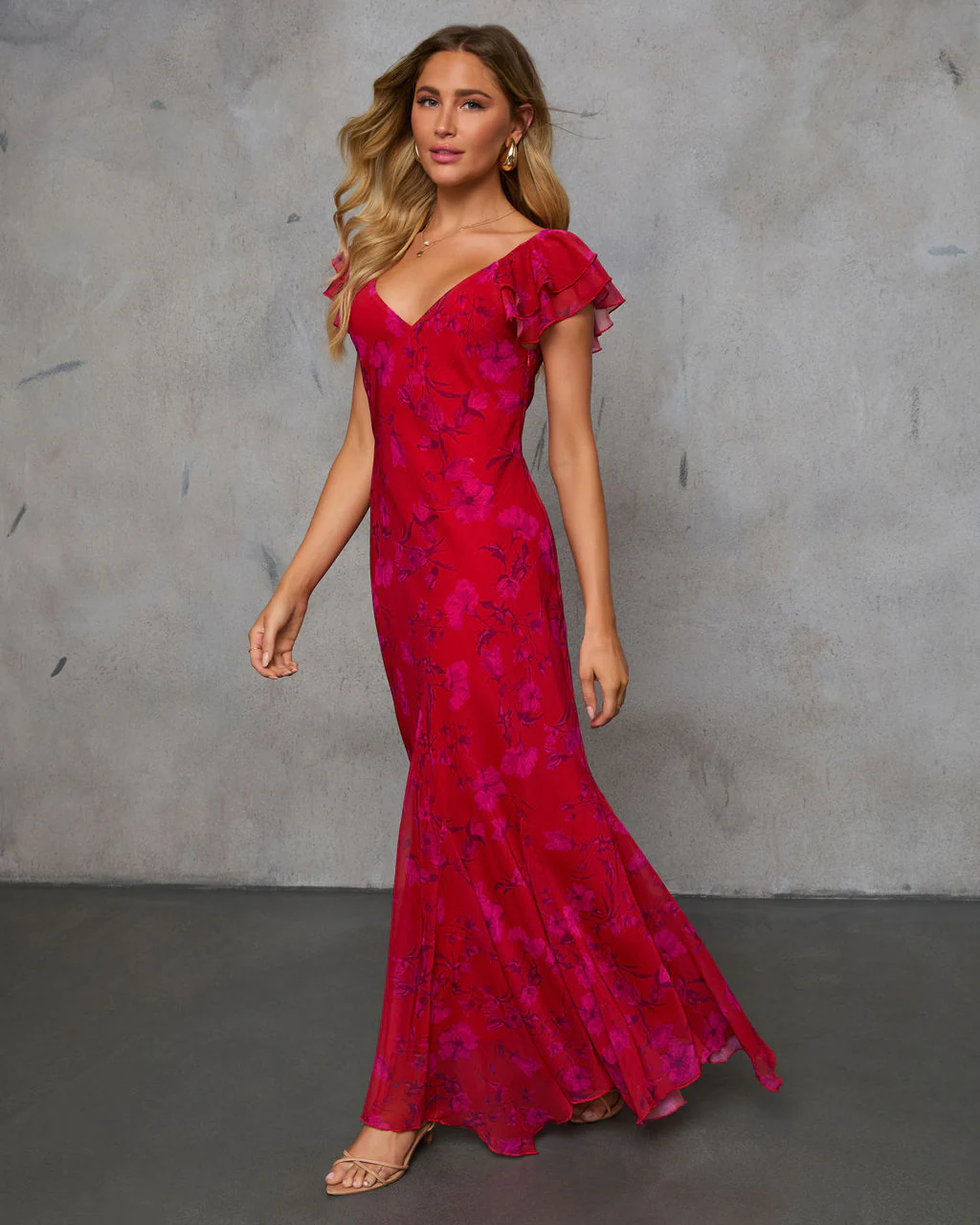 8034-one-and-only-floral-maxi-dress-1.webp