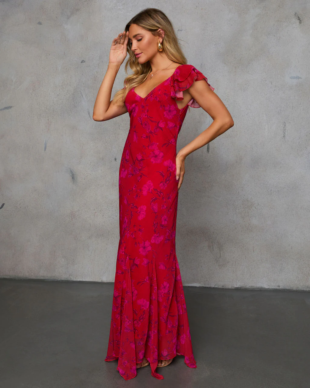 8034-one-and-only-floral-maxi-dress-1.webp