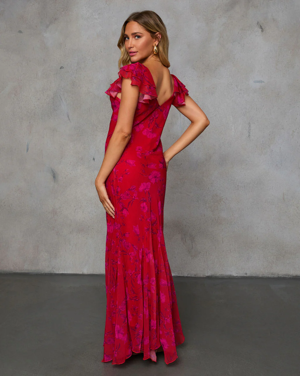 8034-one-and-only-floral-maxi-dress-1.webp