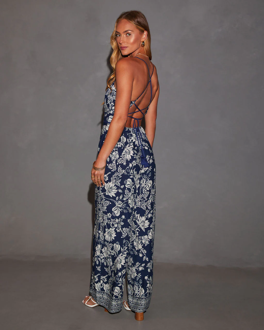 8774-florencia-printed-lace-up-back-pocketed-jumpsuit-1.webp