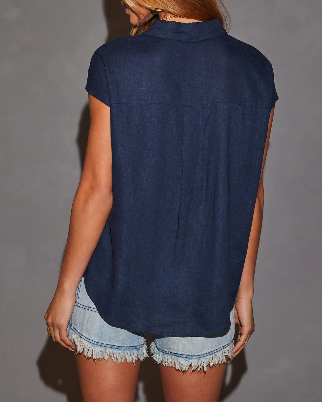 8858-darby-short-sleeve-linen-blend-button-down-1.webp