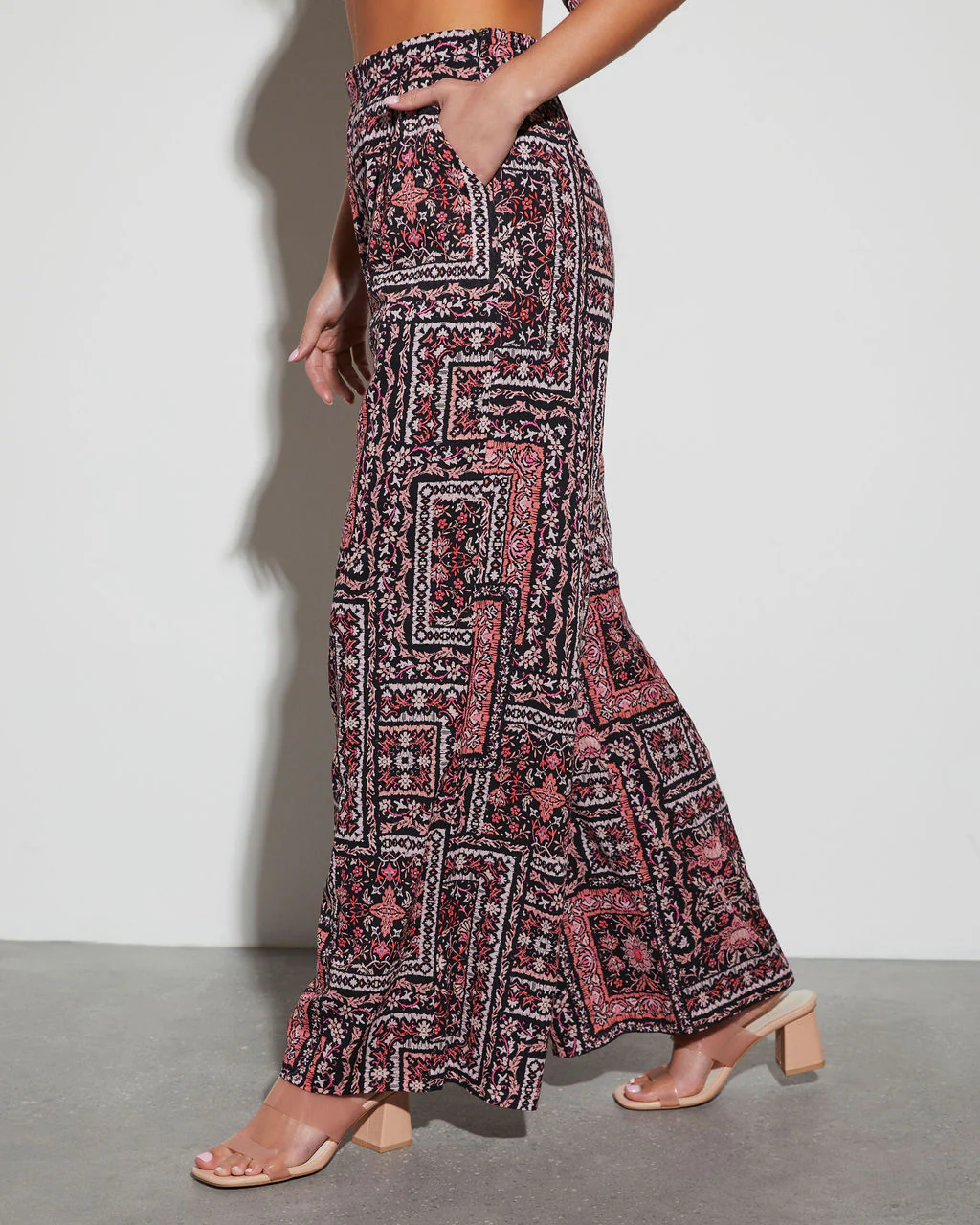 9091-bohemia-printed-fashion-pants-1.webp
