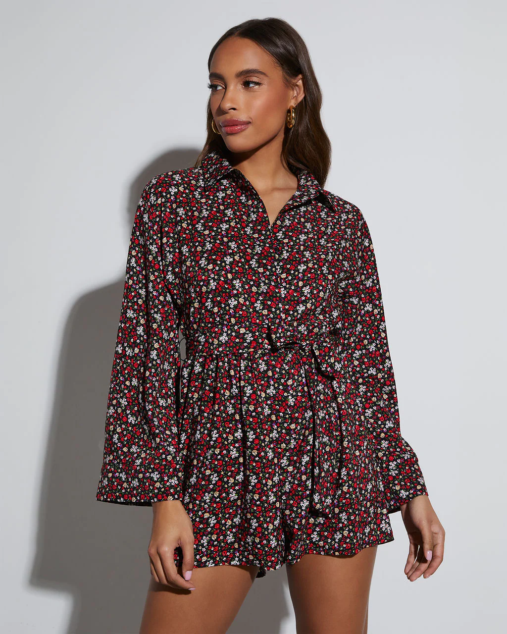 9420-angelina-printed-button-down-romper-1.webp