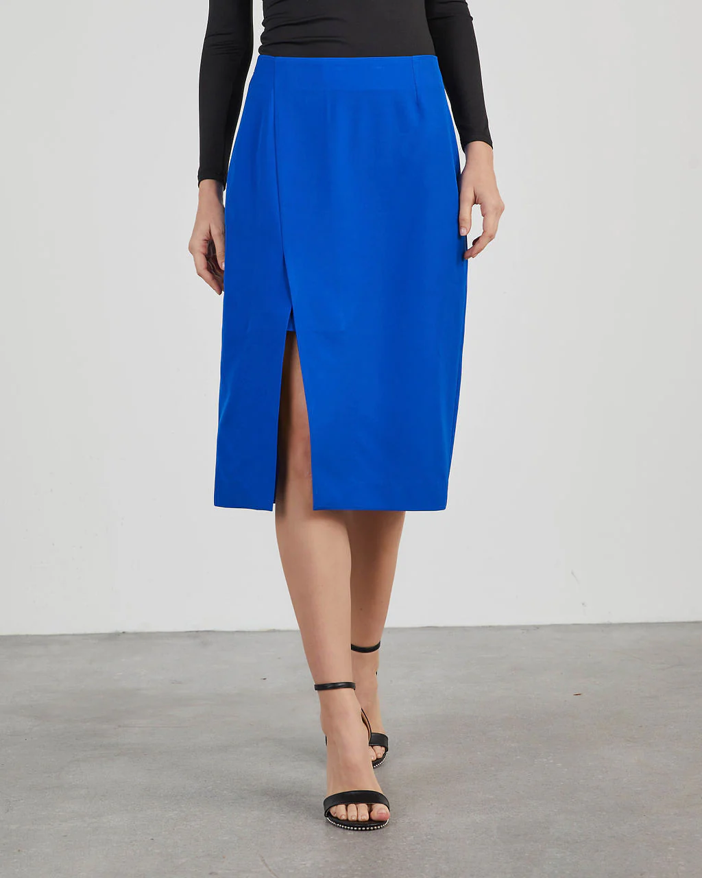 9705-norrie-slit-midi-skirt-1.webp