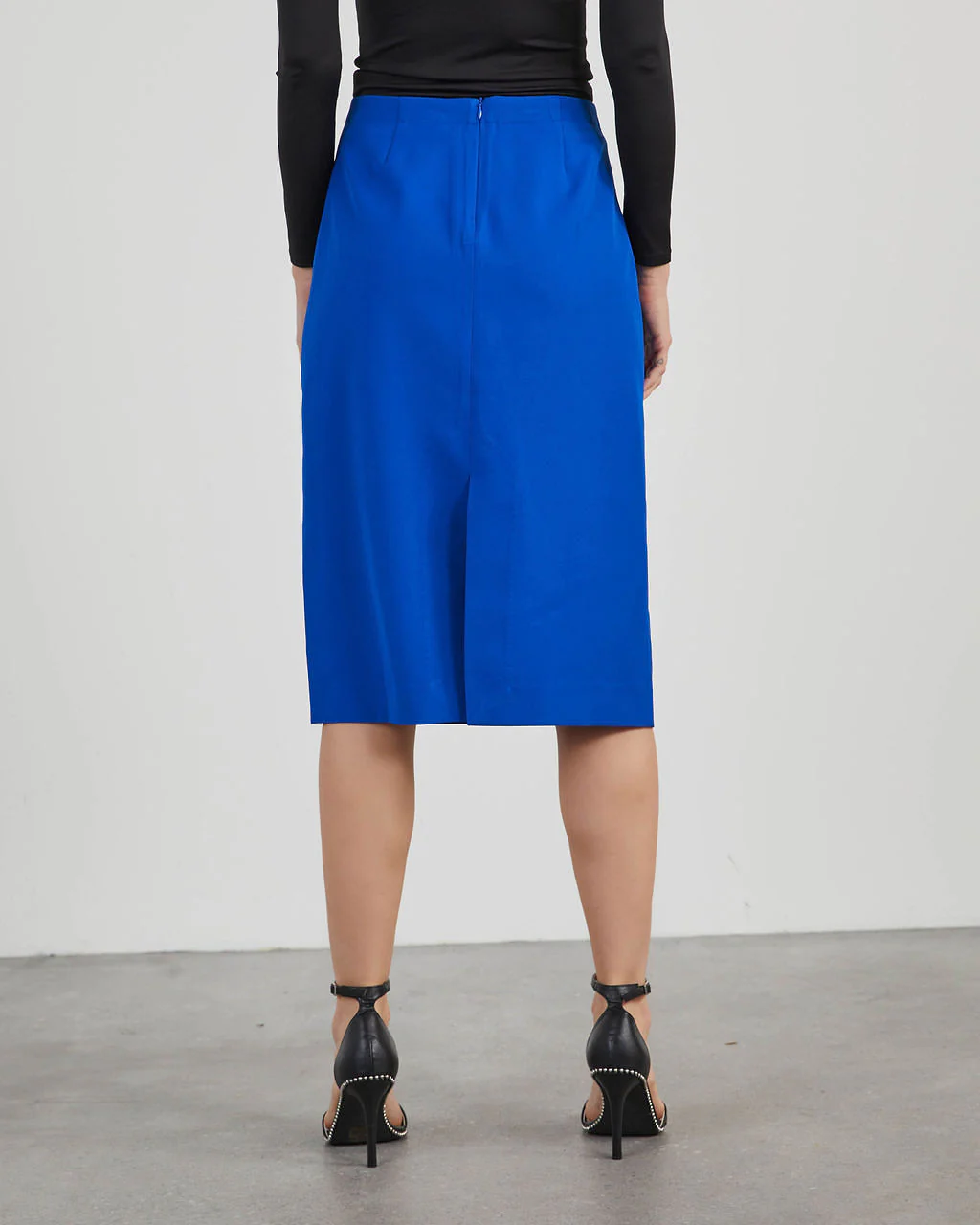 9705-norrie-slit-midi-skirt-1.webp